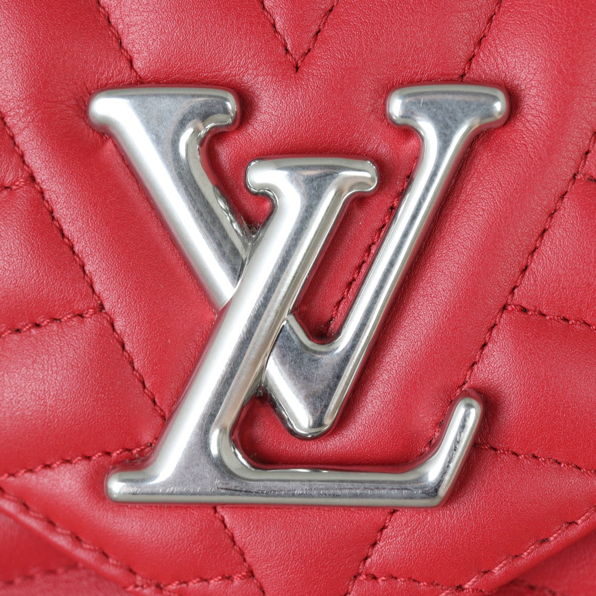 Louis Vuitton New Wave MM Chain Bag