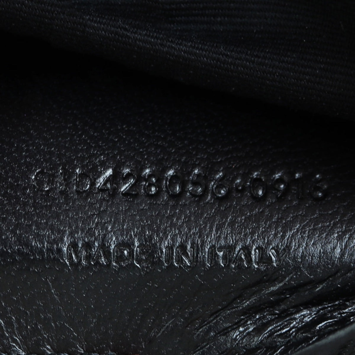 Saint Laurent College Medium