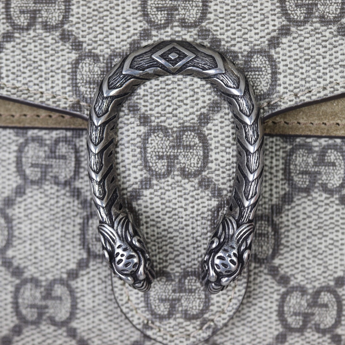 Gucci Dionysus GG Supreme Super Mini Bag