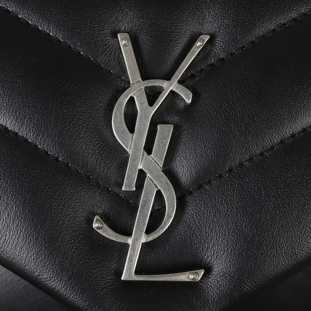 Saint Laurent Loulou Small