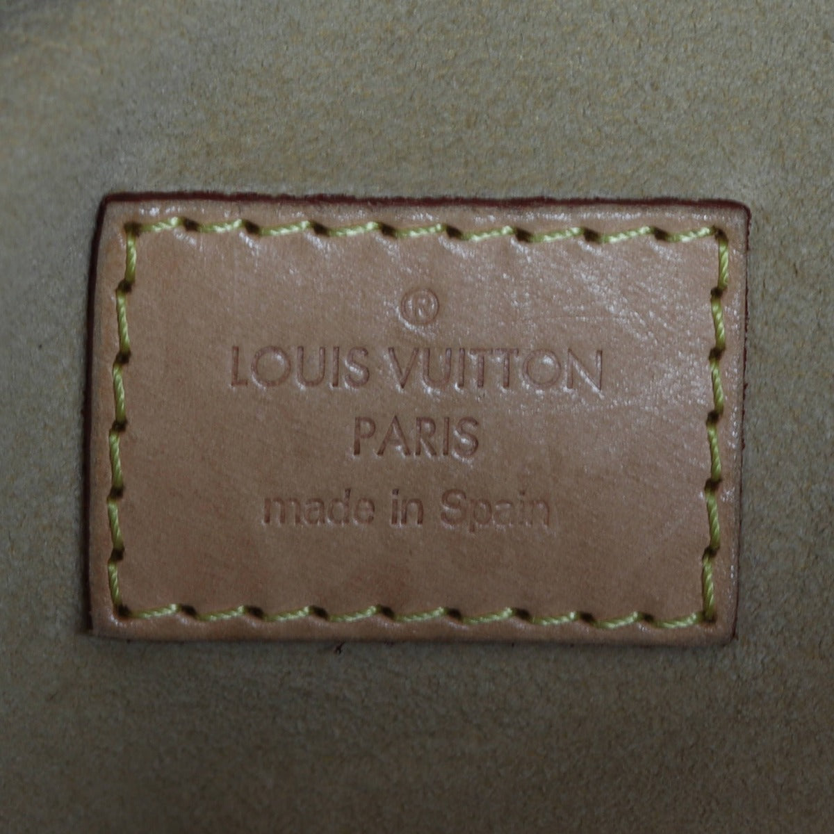 Louis Vuitton Artsy MM Monogram | Beige Microfibre Lined