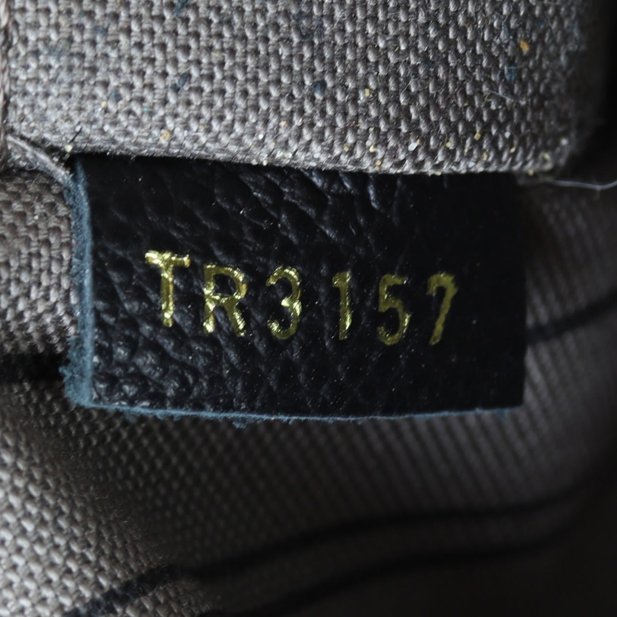 Louis Vuitton Montaigne MM Monogram Empriente