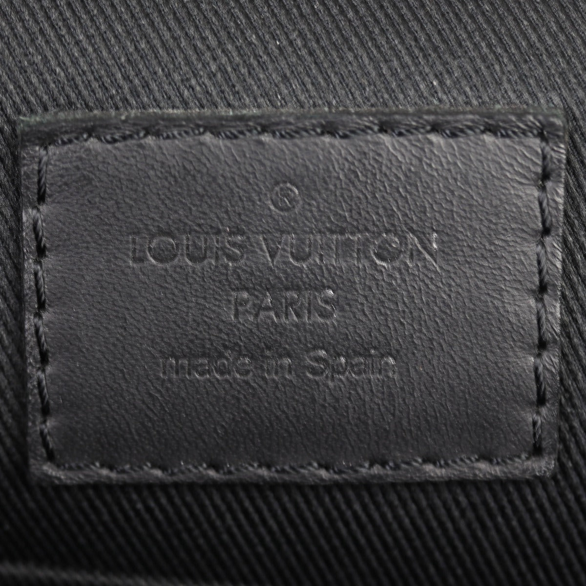 Louis Vuitton District PM Messenger Damier Infini