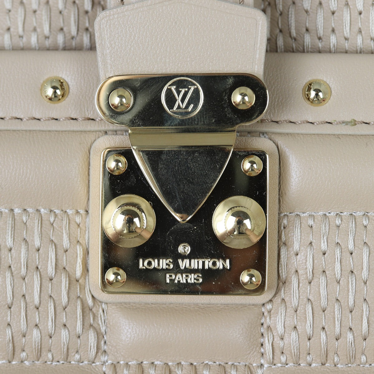 Louis Vuitton Troca Pochette Damier Quilt