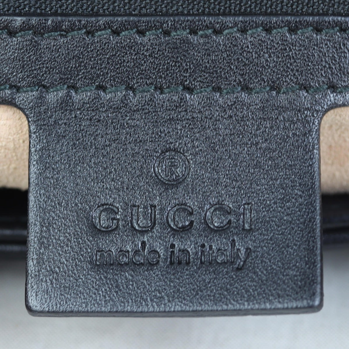Gucci GG Marmont Medium Shoulder Bag