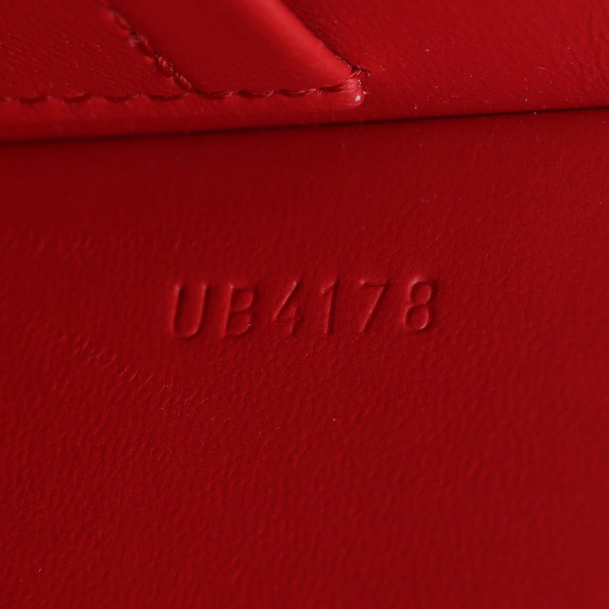 Louis Vuitton Bleecker Box Bag Epi