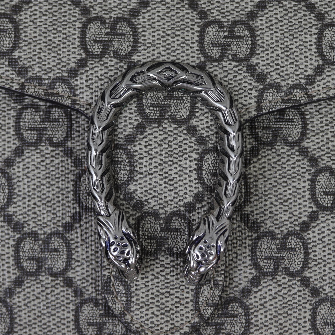 Gucci Dionysus GG Supreme Chain Wallet