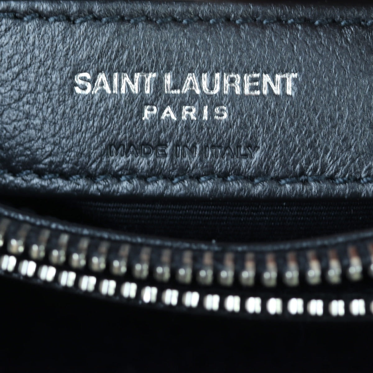 Saint Laurent Loulou Medium