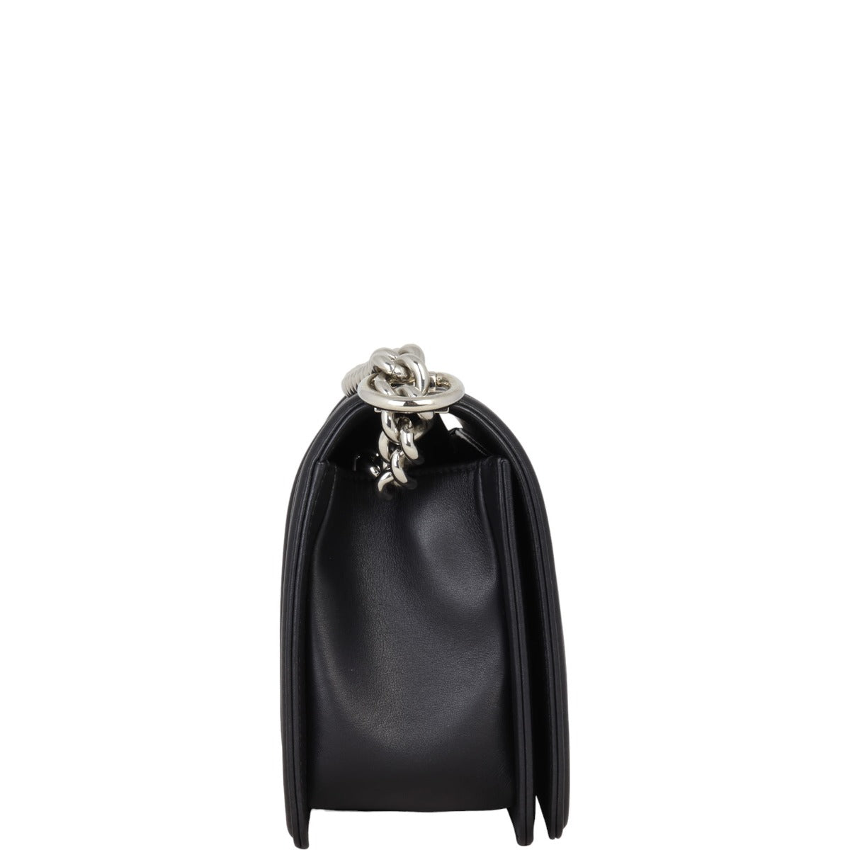 Chanel Boy Old Medium Chevron | Black 22 Series
