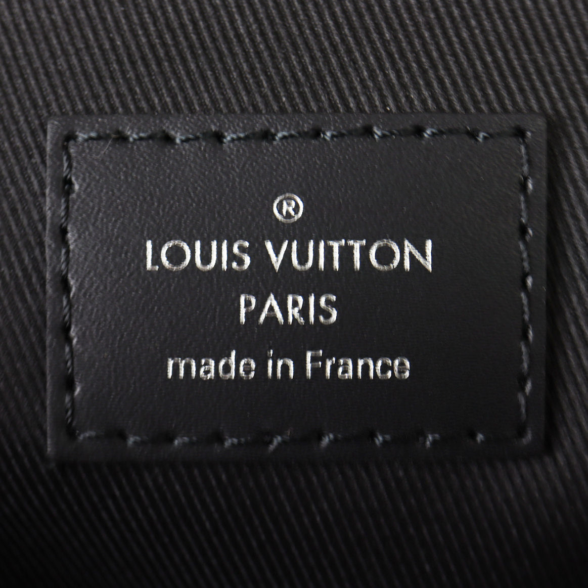 Louis Vuitton Avenue Sling Bag Damier Graphite