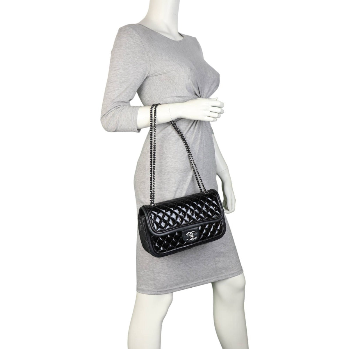 Chanel Classic Twist Flap Bag Patent Medium | Black