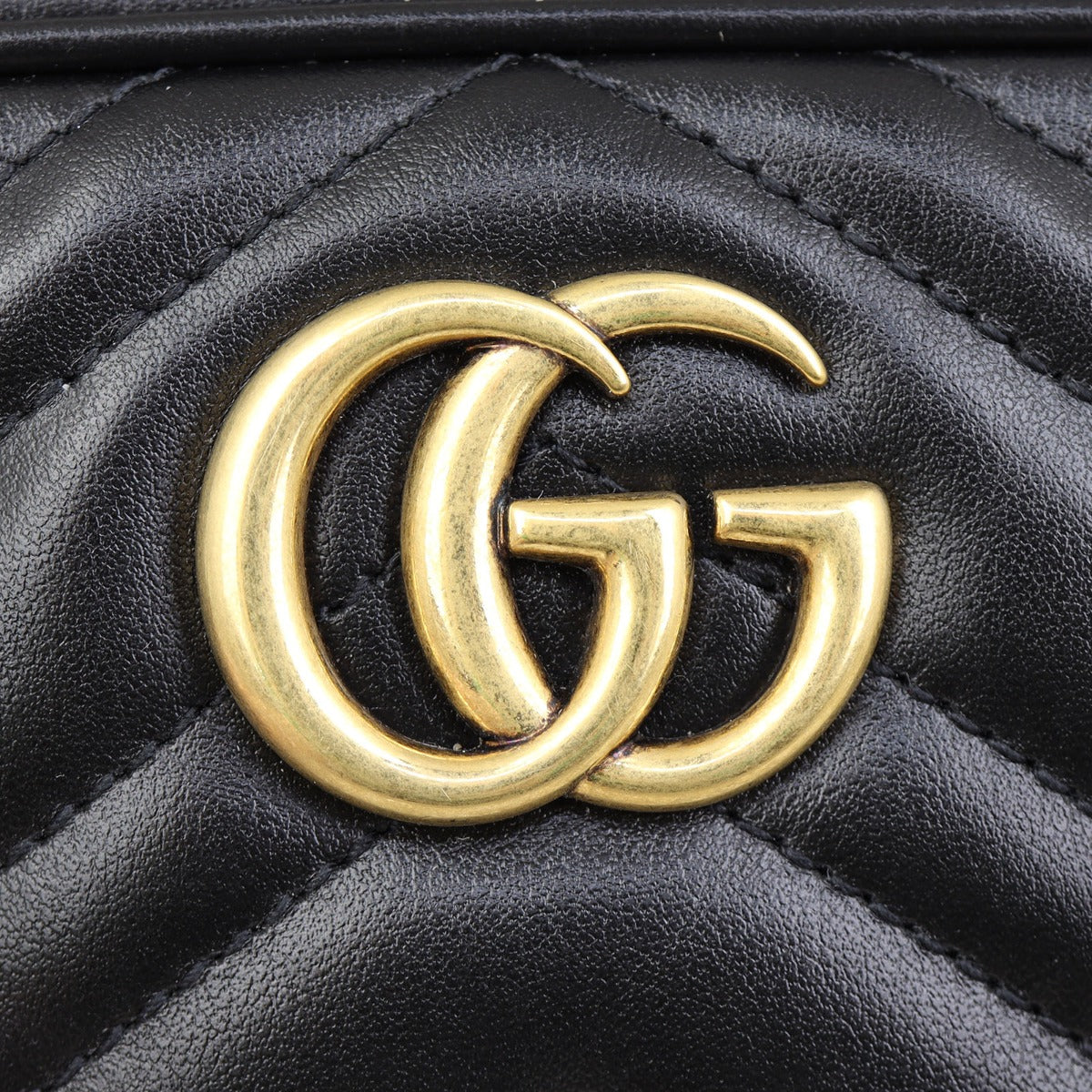 Gucci GG Marmont Mini Camera Bag