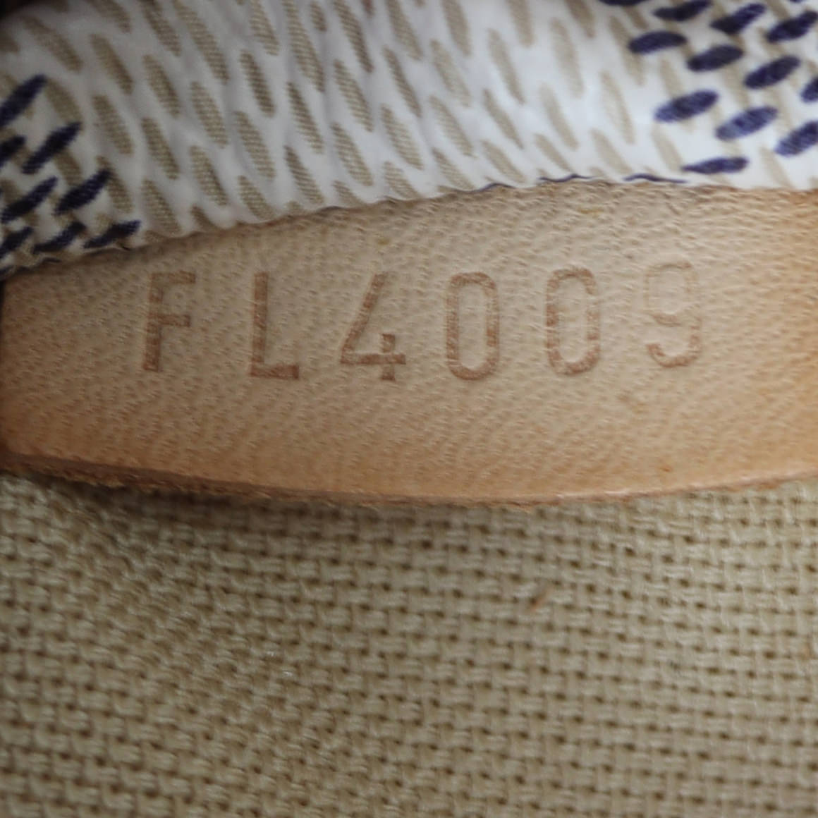 Louis Vuitton Totally PM Damier Azur