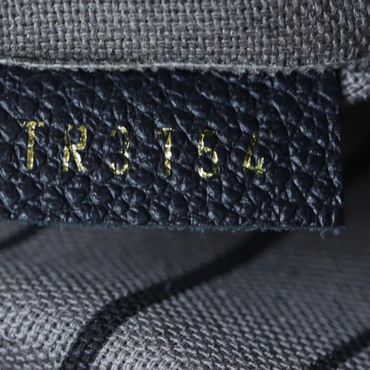 Louis Vuitton Montaigne MM Monogram Empreinte
