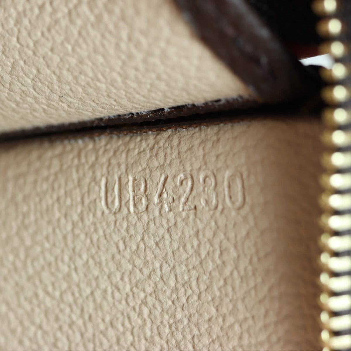 Louis Vuitton Toiletry Pouch 15 Monogram