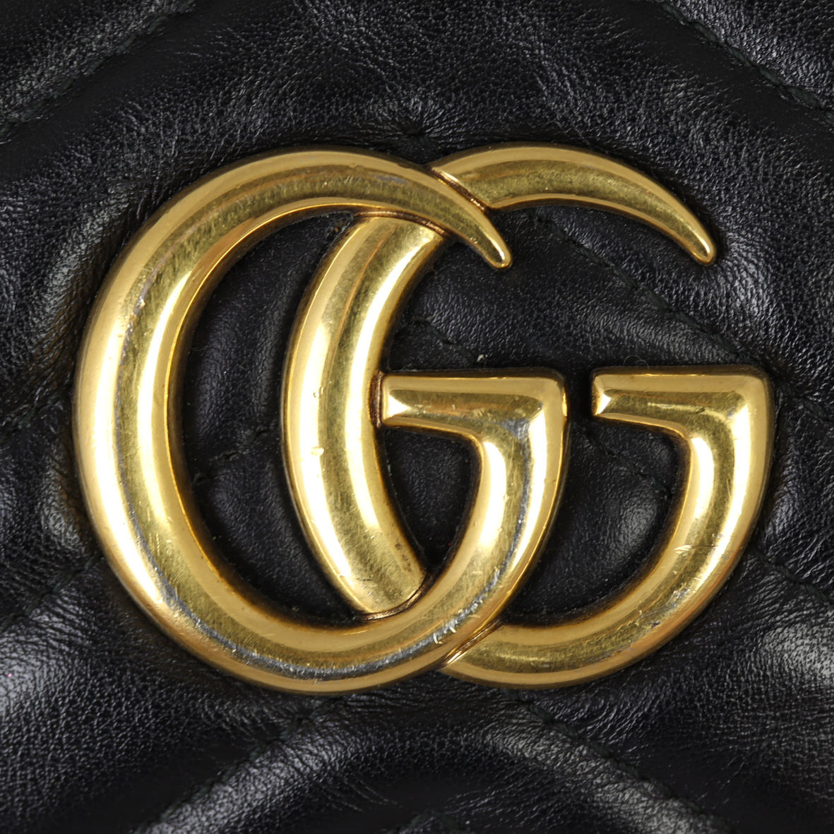 Gucci GG Marmont Small Camera Bag