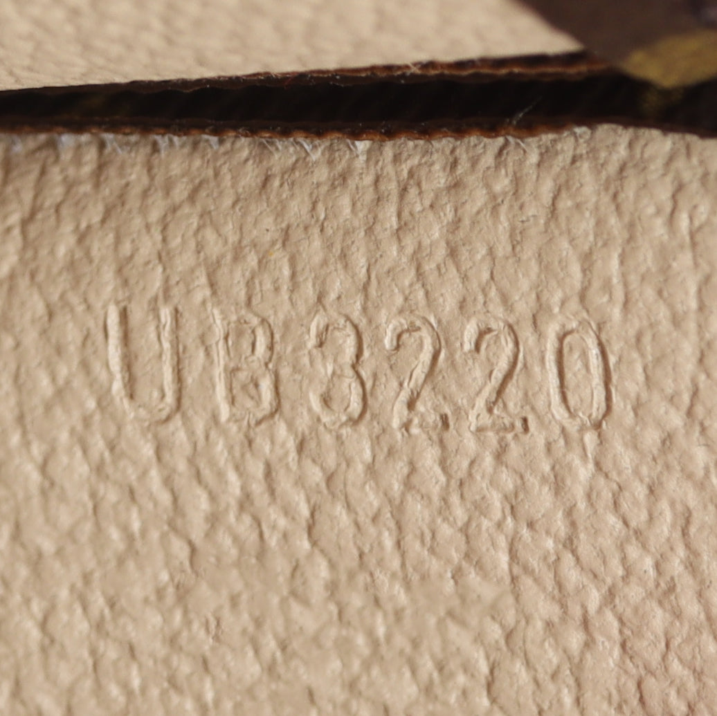 Louis Vuitton Toiletry Pouch 26 Monogram