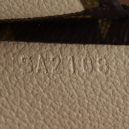 Louis Vuitton Toiletry Pouch 26 Monogram