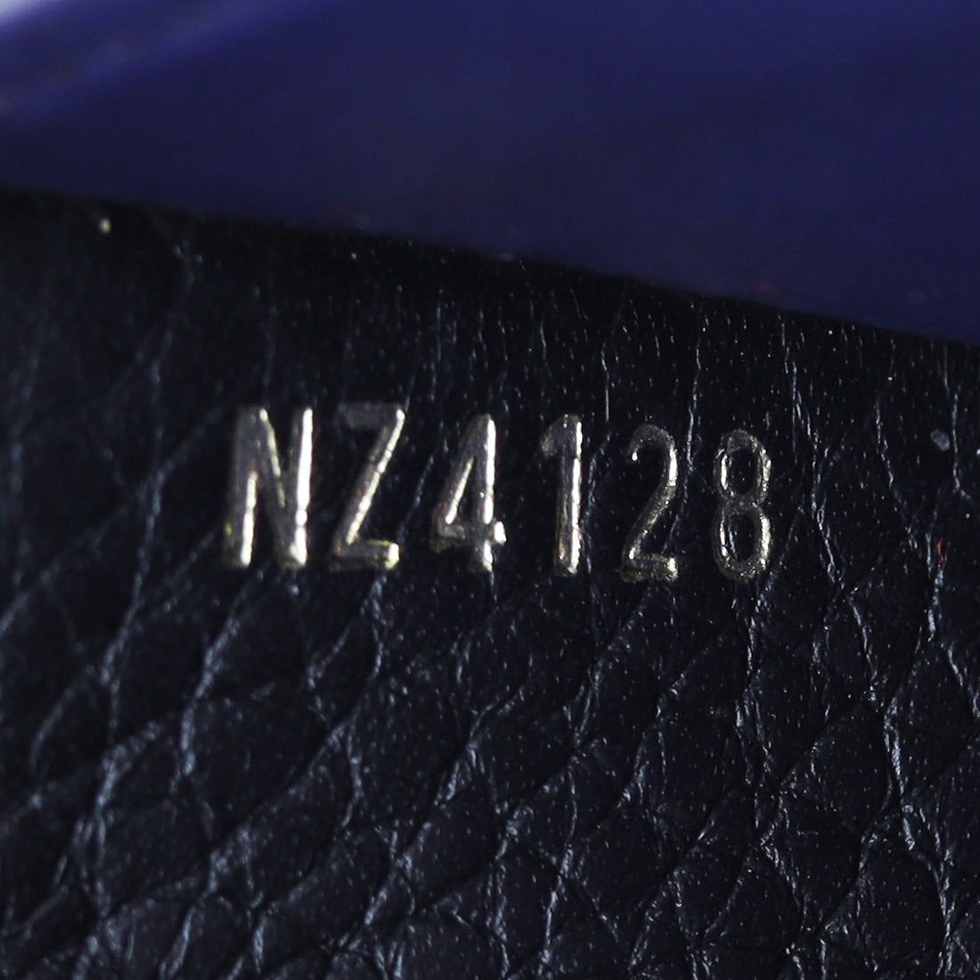 Louis Vuitton Capucines Taurillon Flower Wallet
