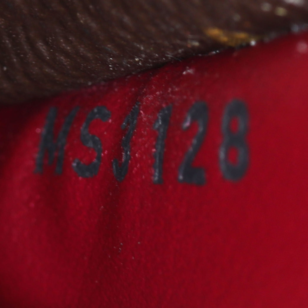 Louis Vuitton Sarah Wallet Monogram
