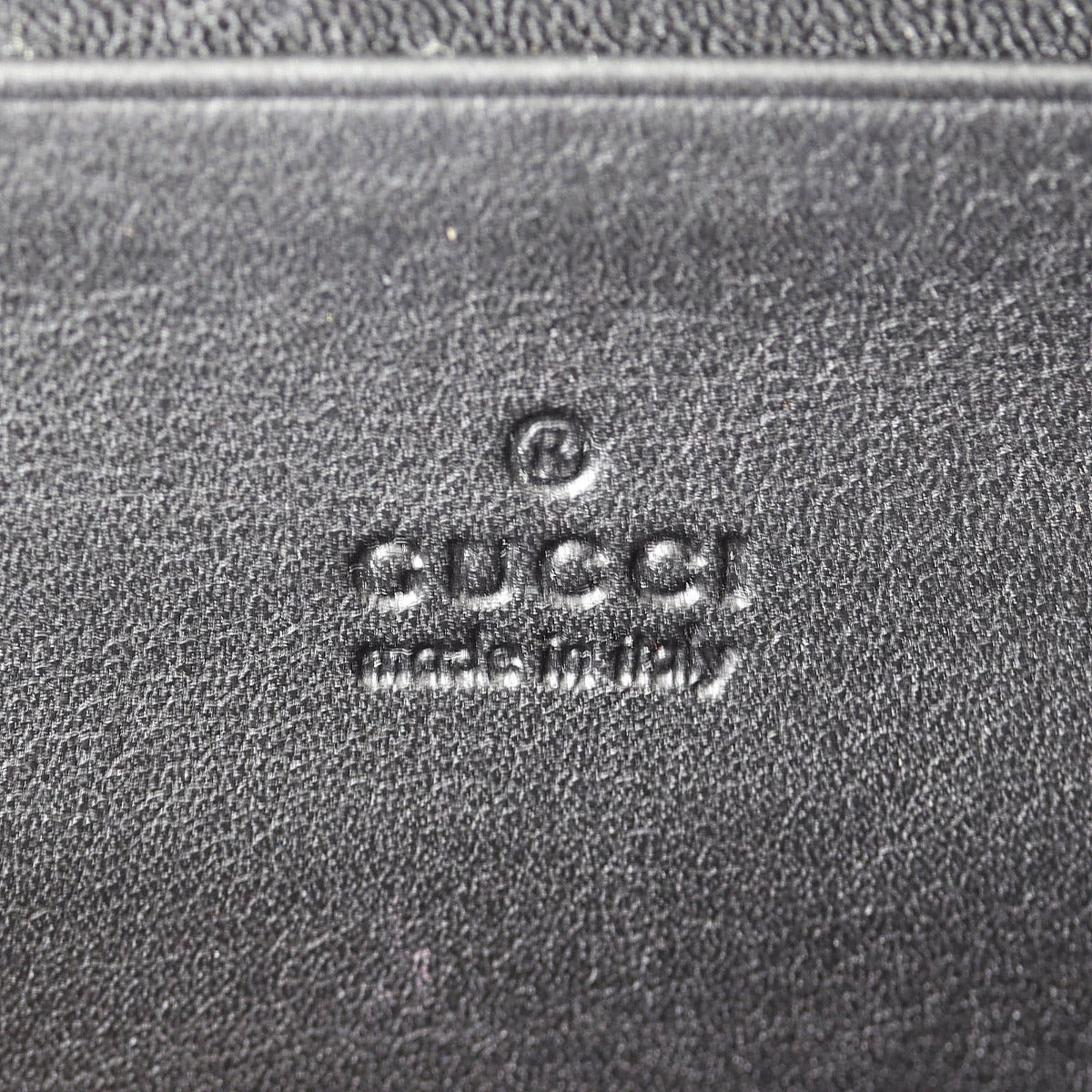 Gucci GG Marmont Matelasse Velvet Chain Wallet