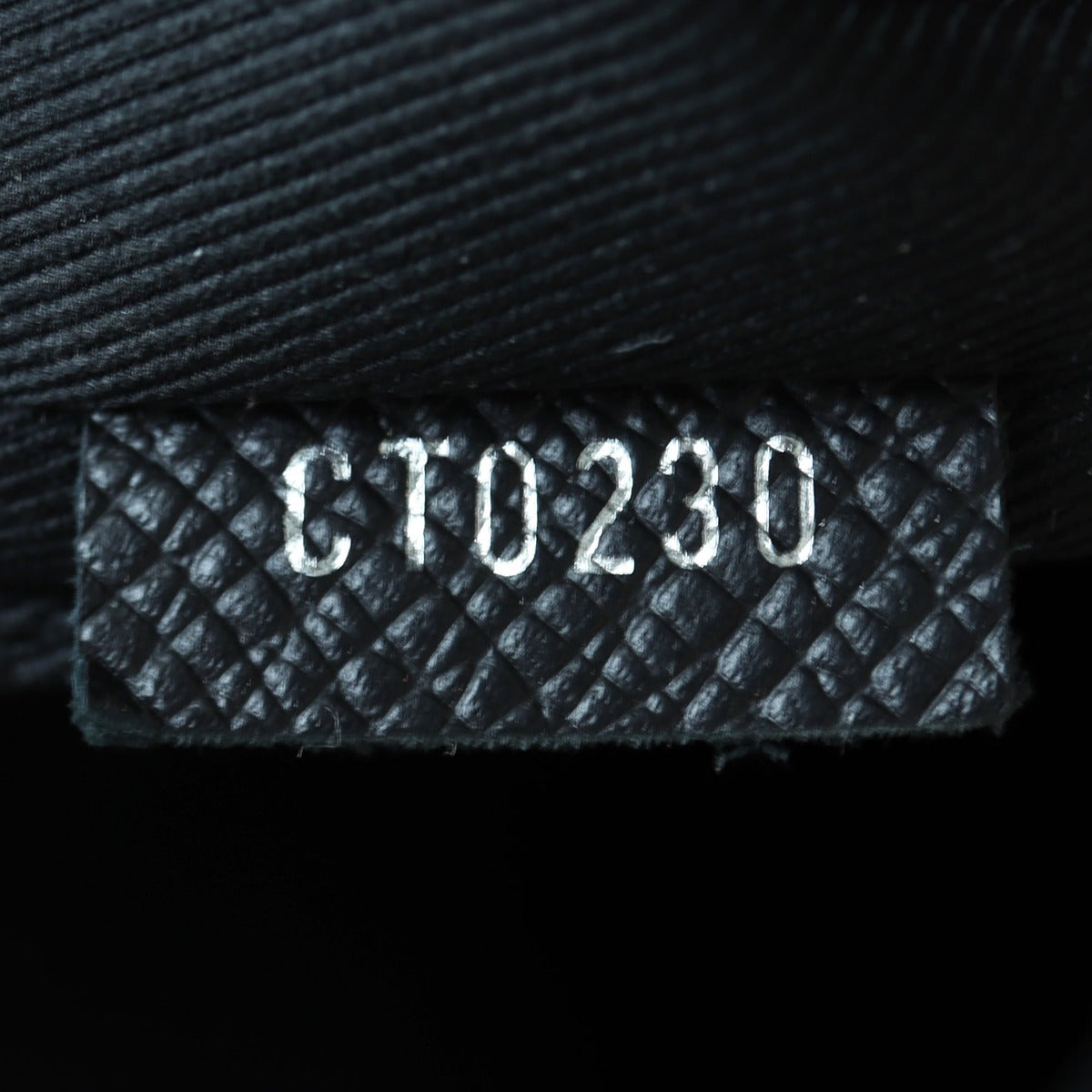 Louis Vuitton Discovery Backpack PM Taiga Monogram Eclipse