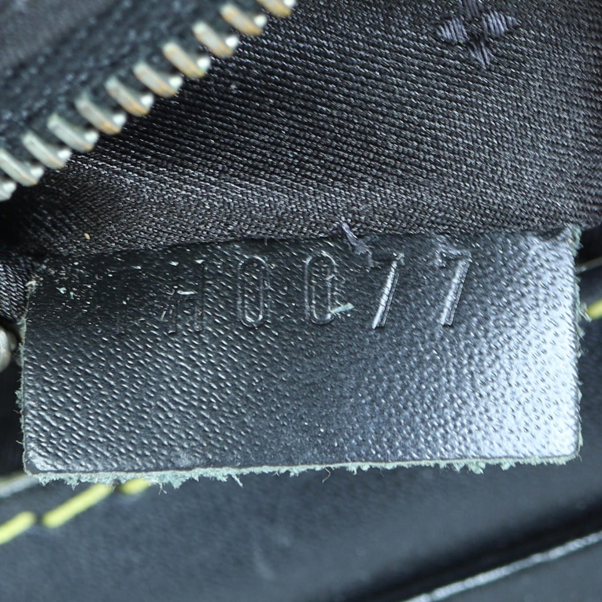 Louis Vuitton Suhali L’Ingenieux PM