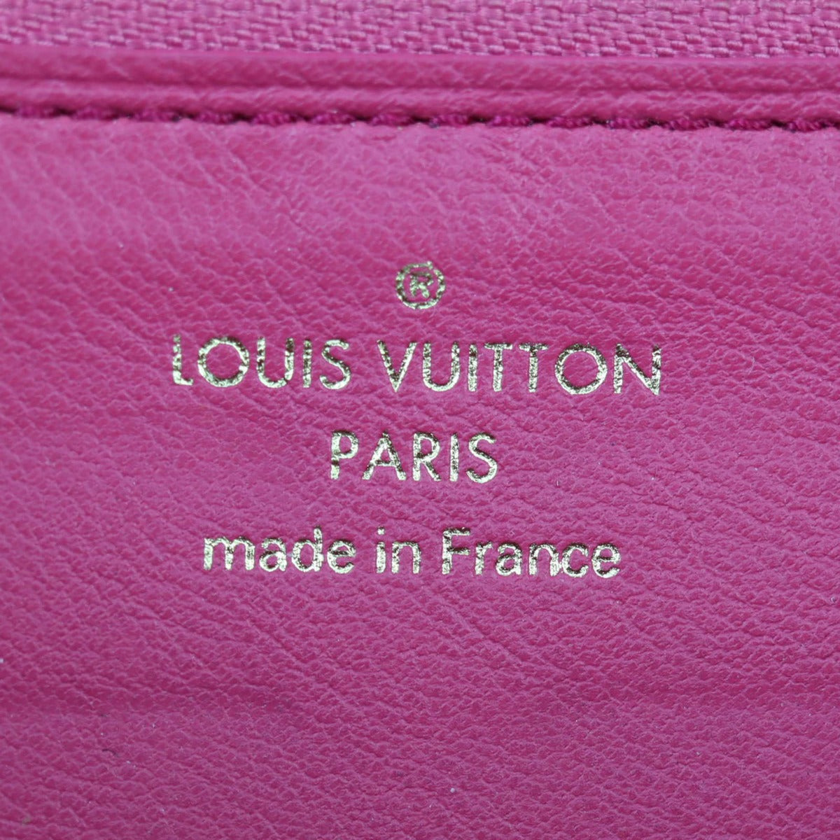 Louis Vuitton Capucines Long Wallet