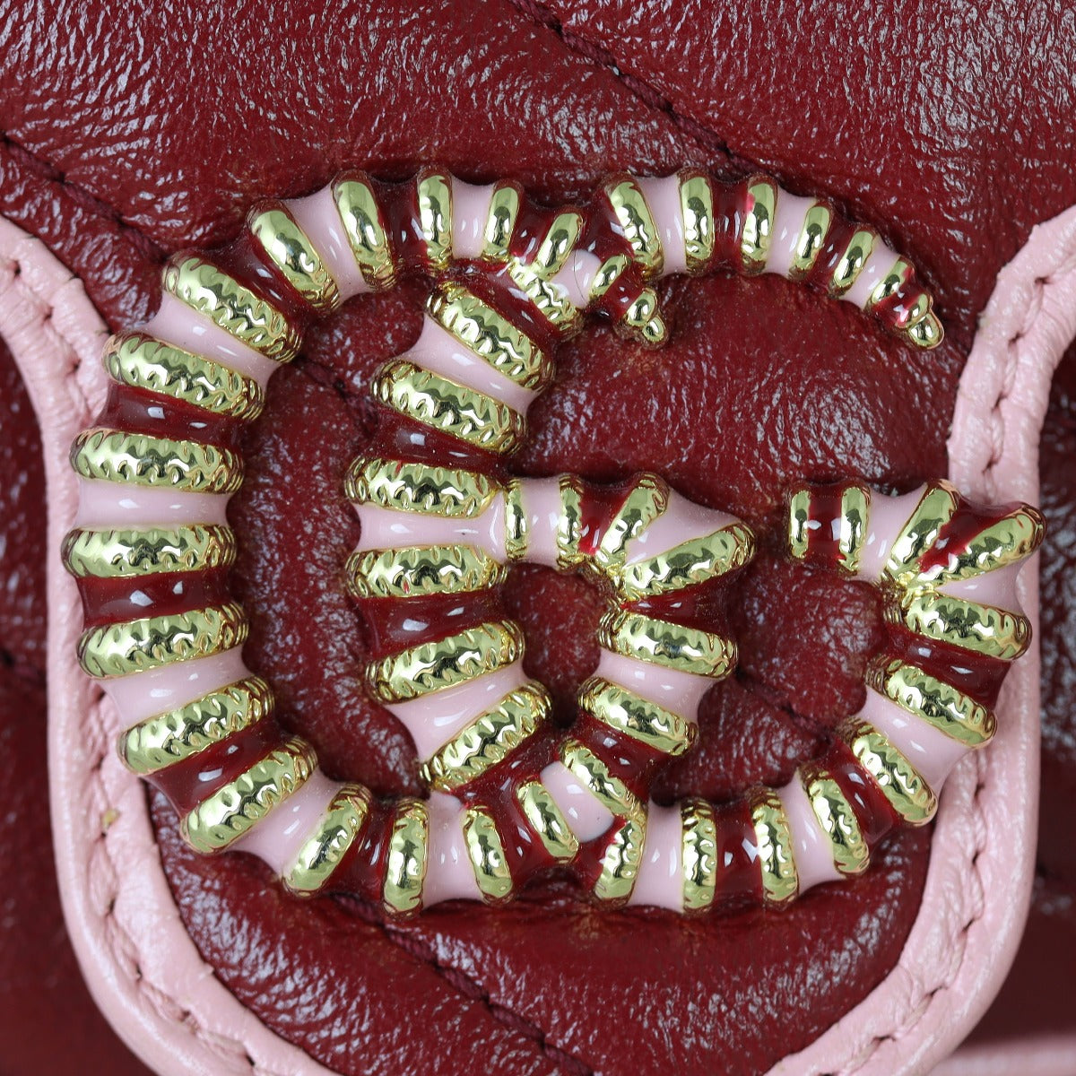 Gucci GG Marmont Matelasse Super Mini Shoulder Bag