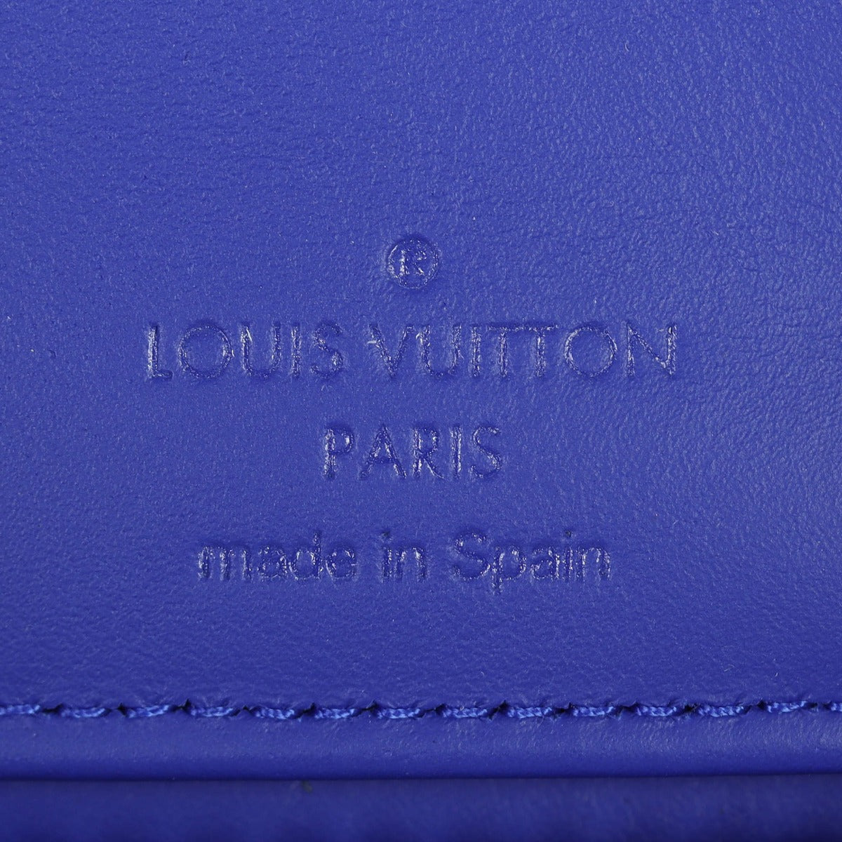 Louis Vuitton Vertical Zippy Wallet Taurillon