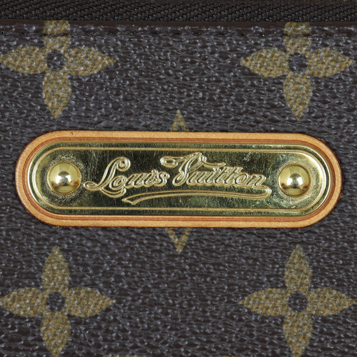 Louis Vuitton Milla Pochette MM Monogram