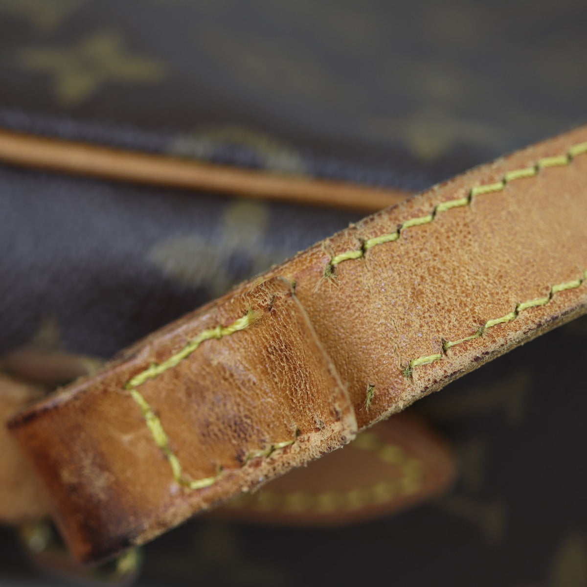 Louis Vuitton Trocadero 23 Monogram