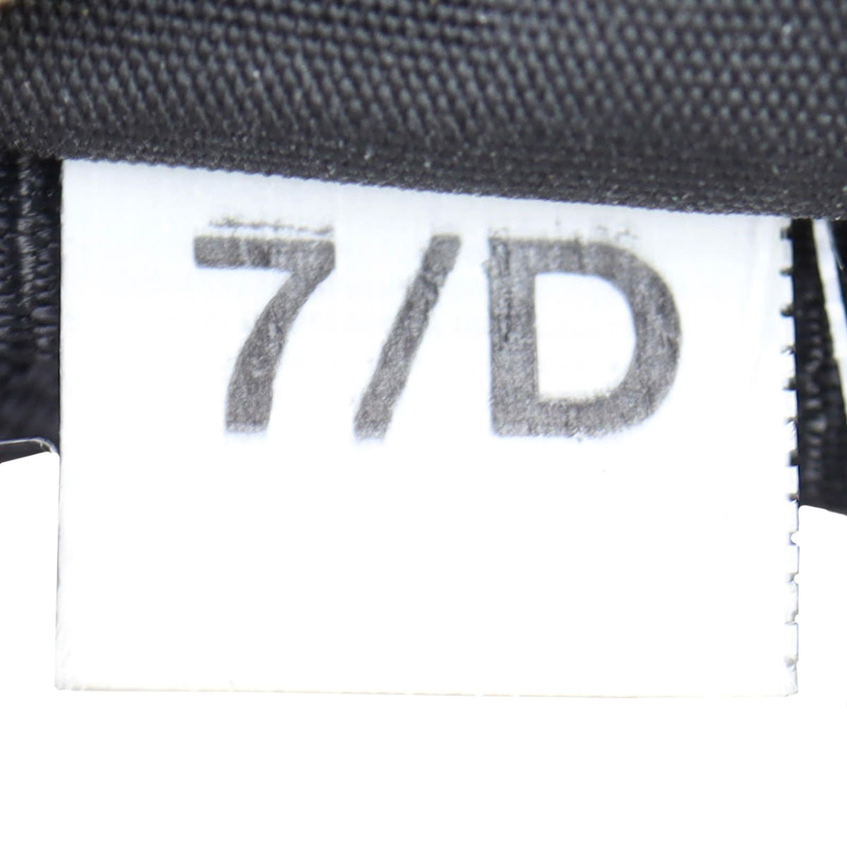 Prada Re-Edition 2005 Tessuto Shoulder Bag