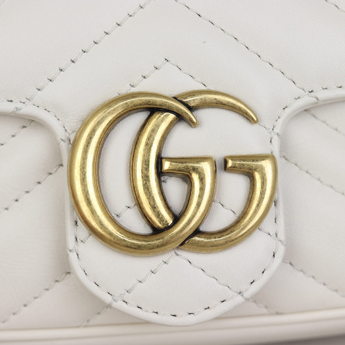 Gucci GG Marmont Super Mini Shoulder Bag