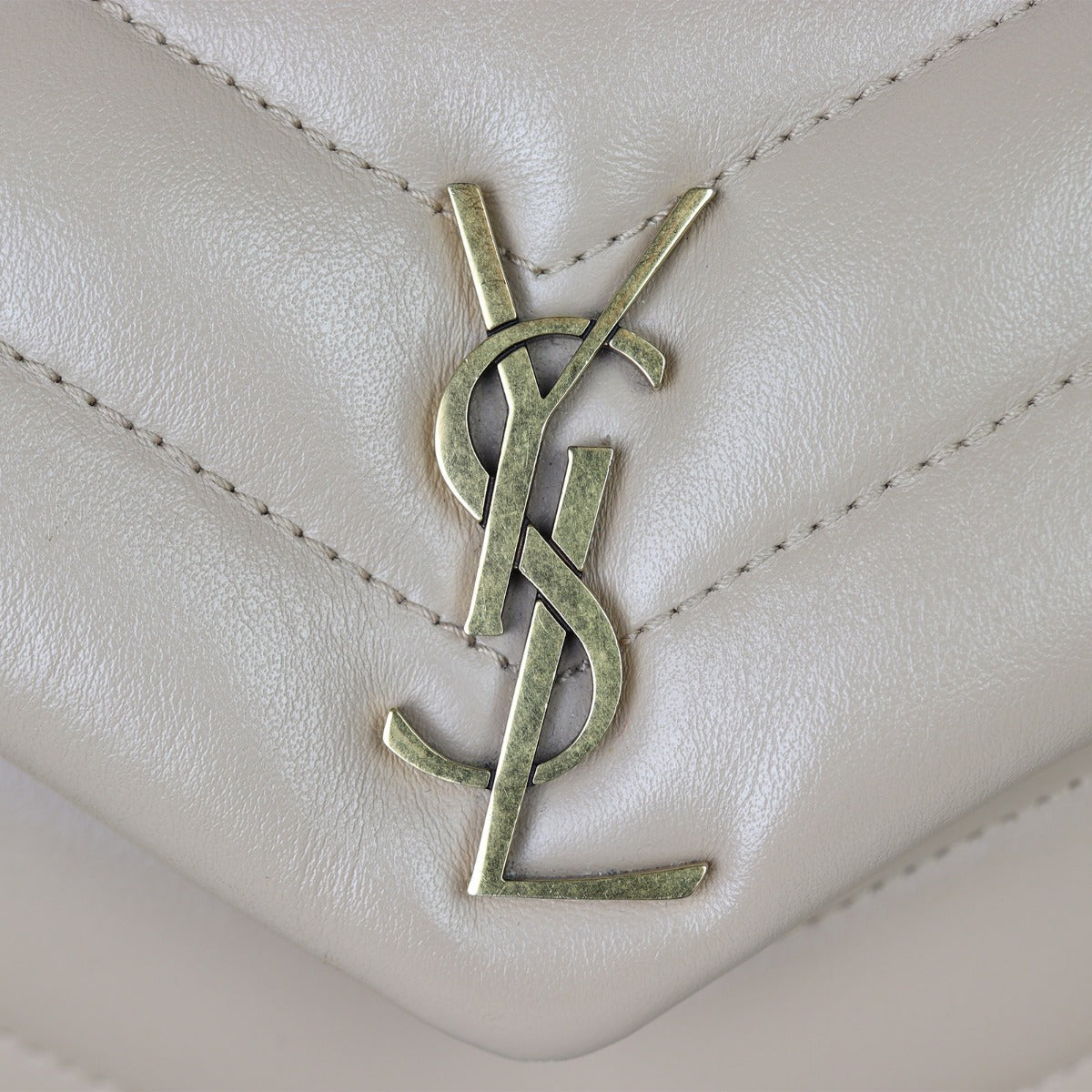 Saint Laurent Toy Loulou