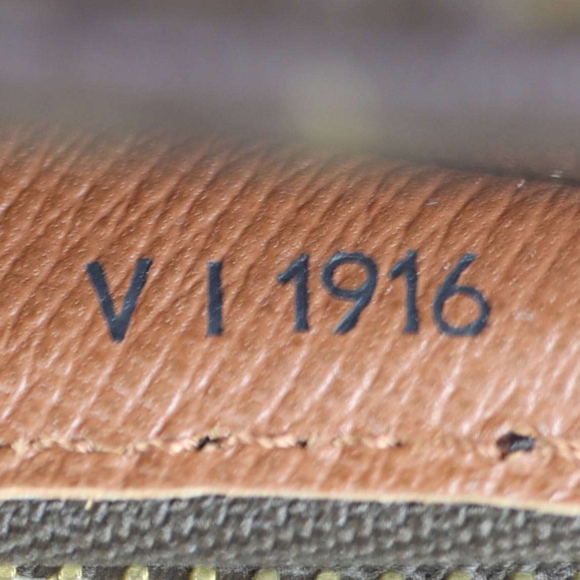 Louis Vuitton Babylone Monogram