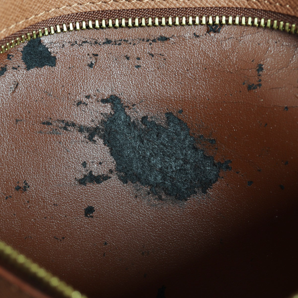 Louis Vuitton Babylone Monogram