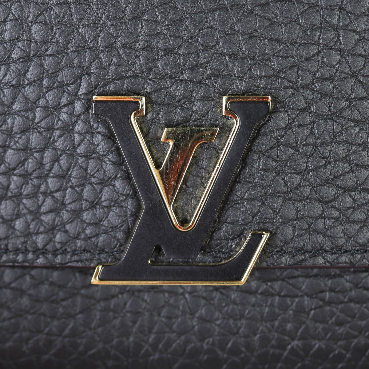 Louis Vuitton Capucines Compact Wallet