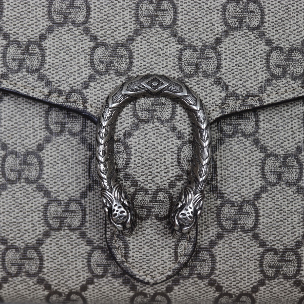 Gucci Dionysus GG Supreme Chain Wallet