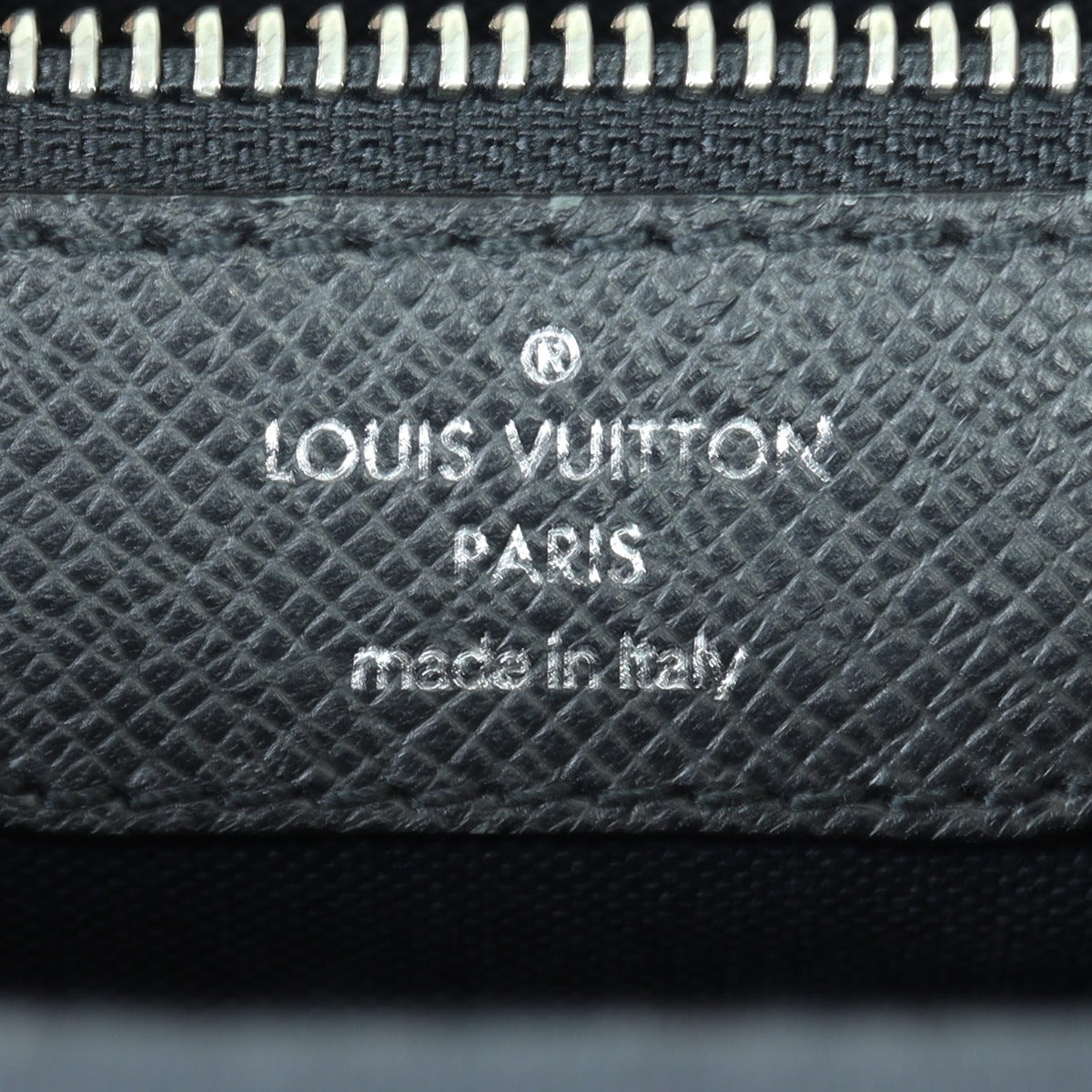 Louis Vuitton Taiga Roman Messenger Bag