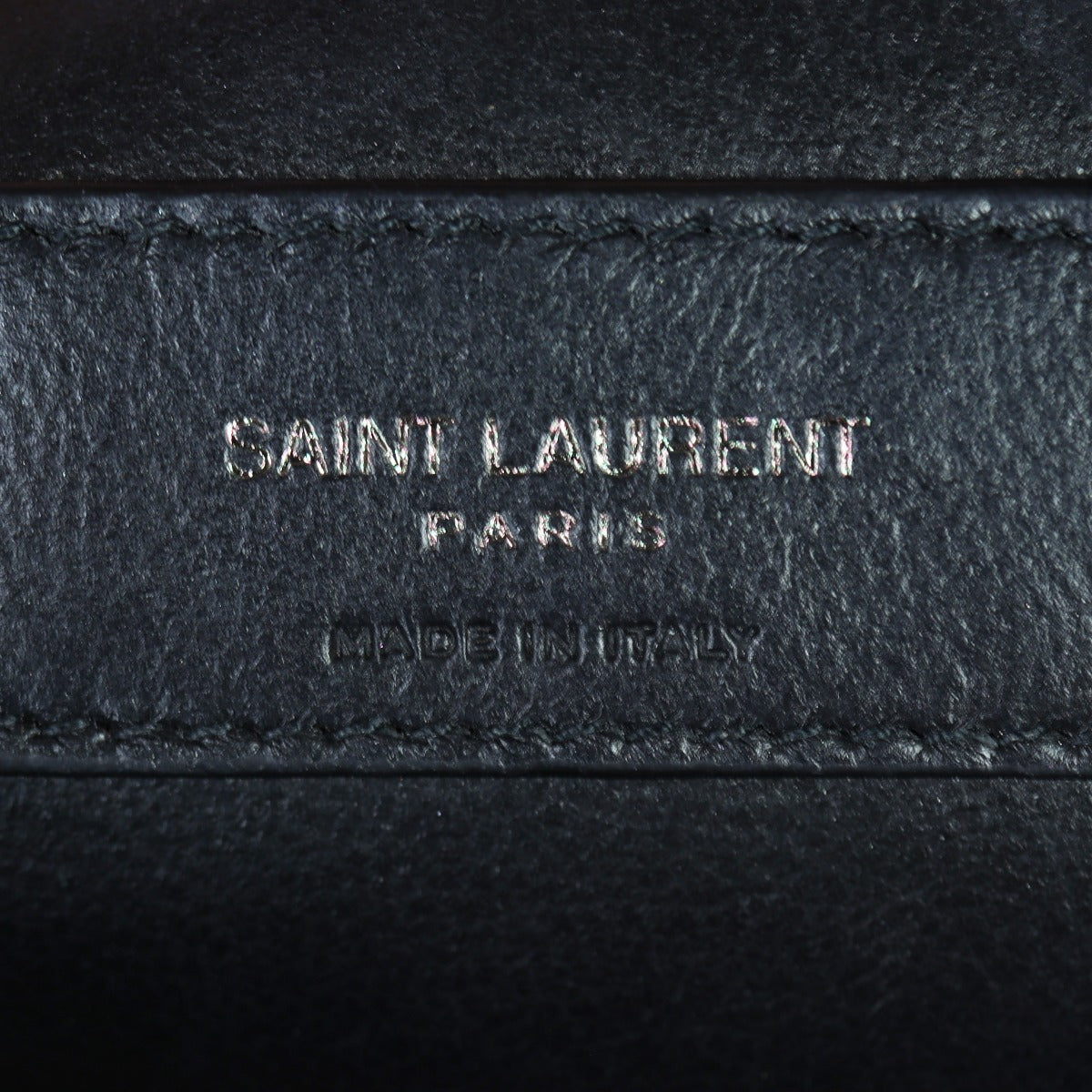 Saint Laurent College Medium
