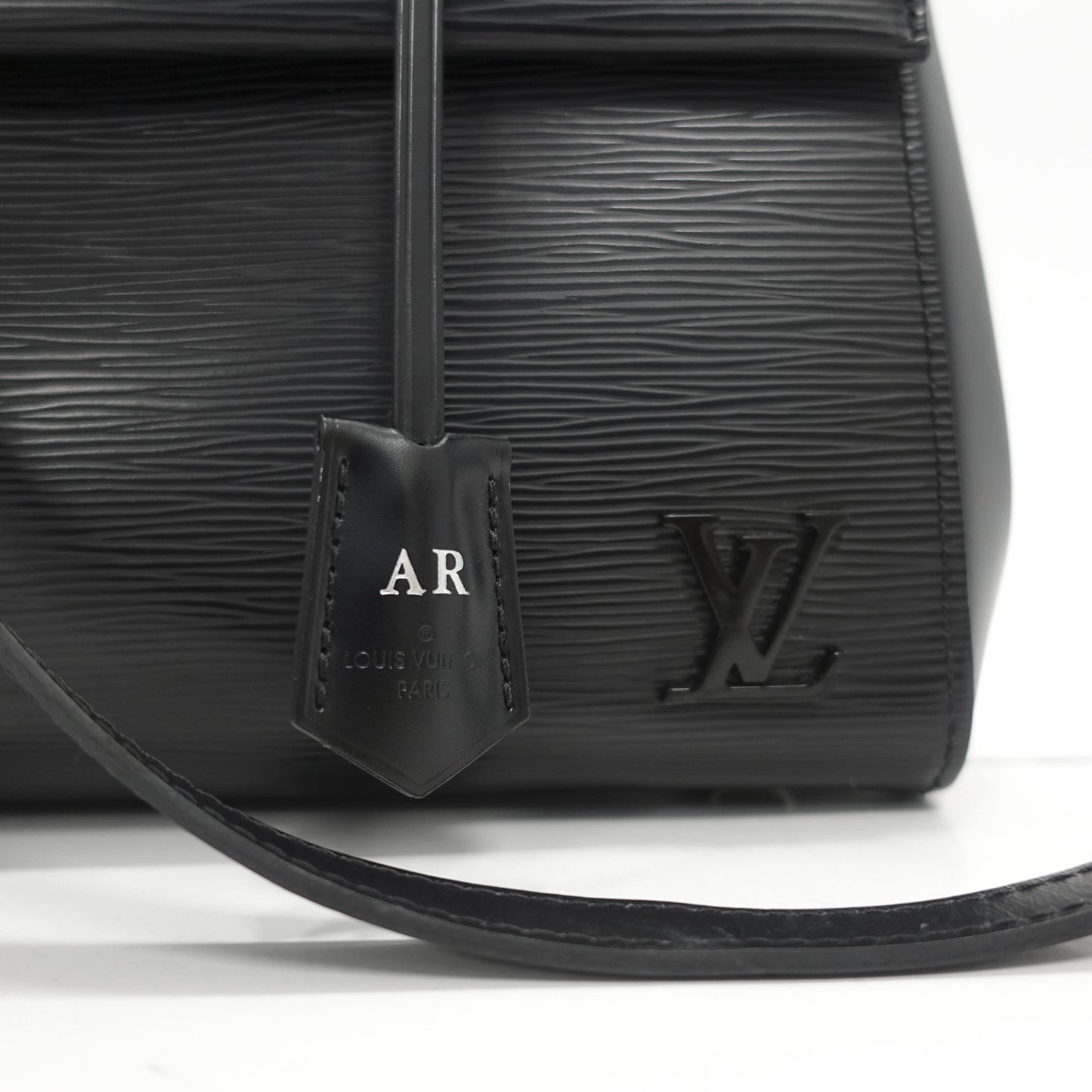Louis Vuitton Cluny MM