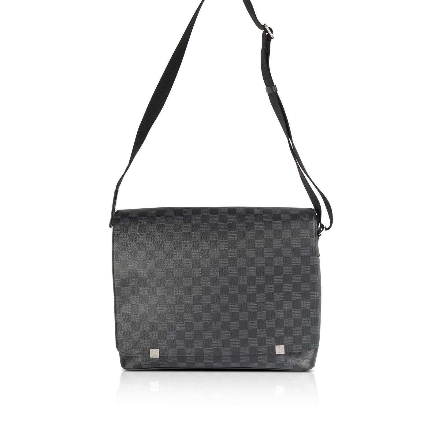 Louis Vuitton Damier Graphite District GM
