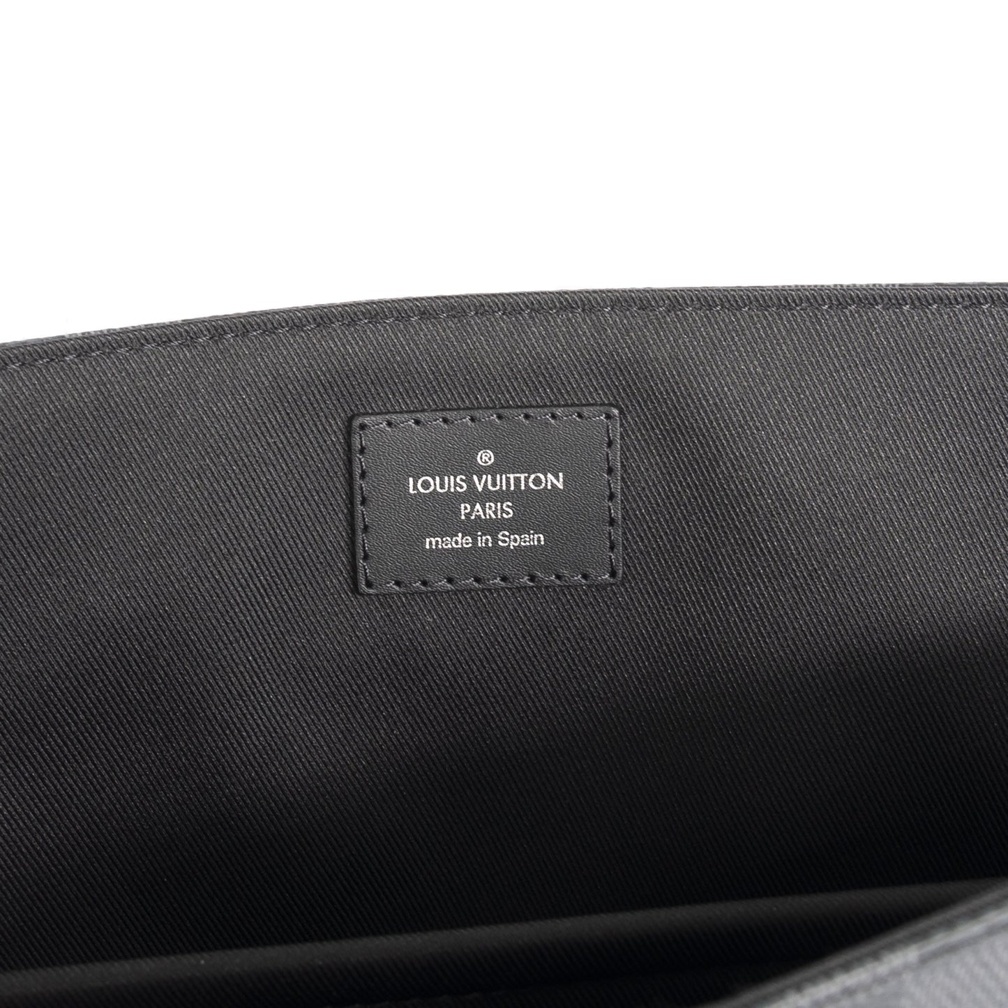 Louis Vuitton Damier Graphite District GM