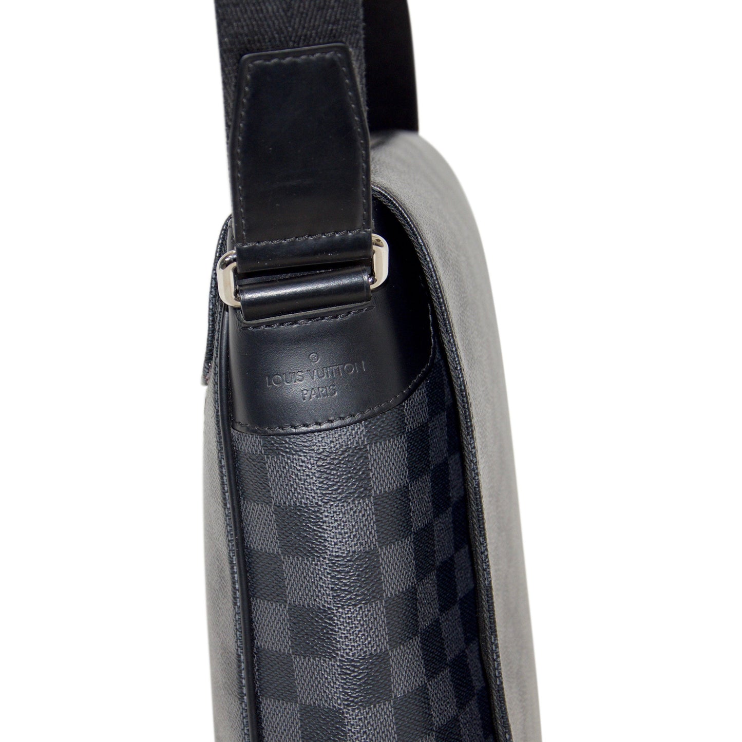 Louis Vuitton Damier Graphite District MM