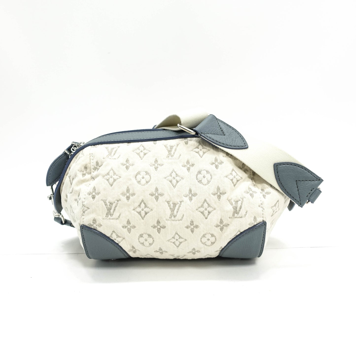 Louis Vuitton Limited Edition Bleu Monogram Denim Pochette Round Bag