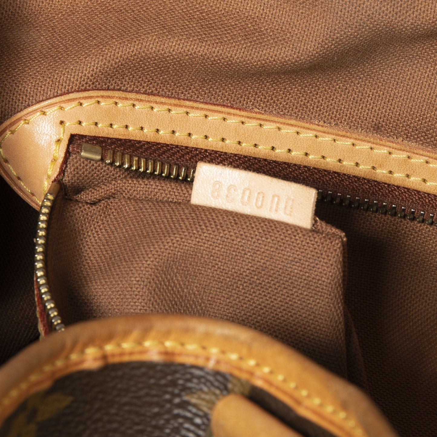 Louis Vuitton Monogram Batignolles Horizontal