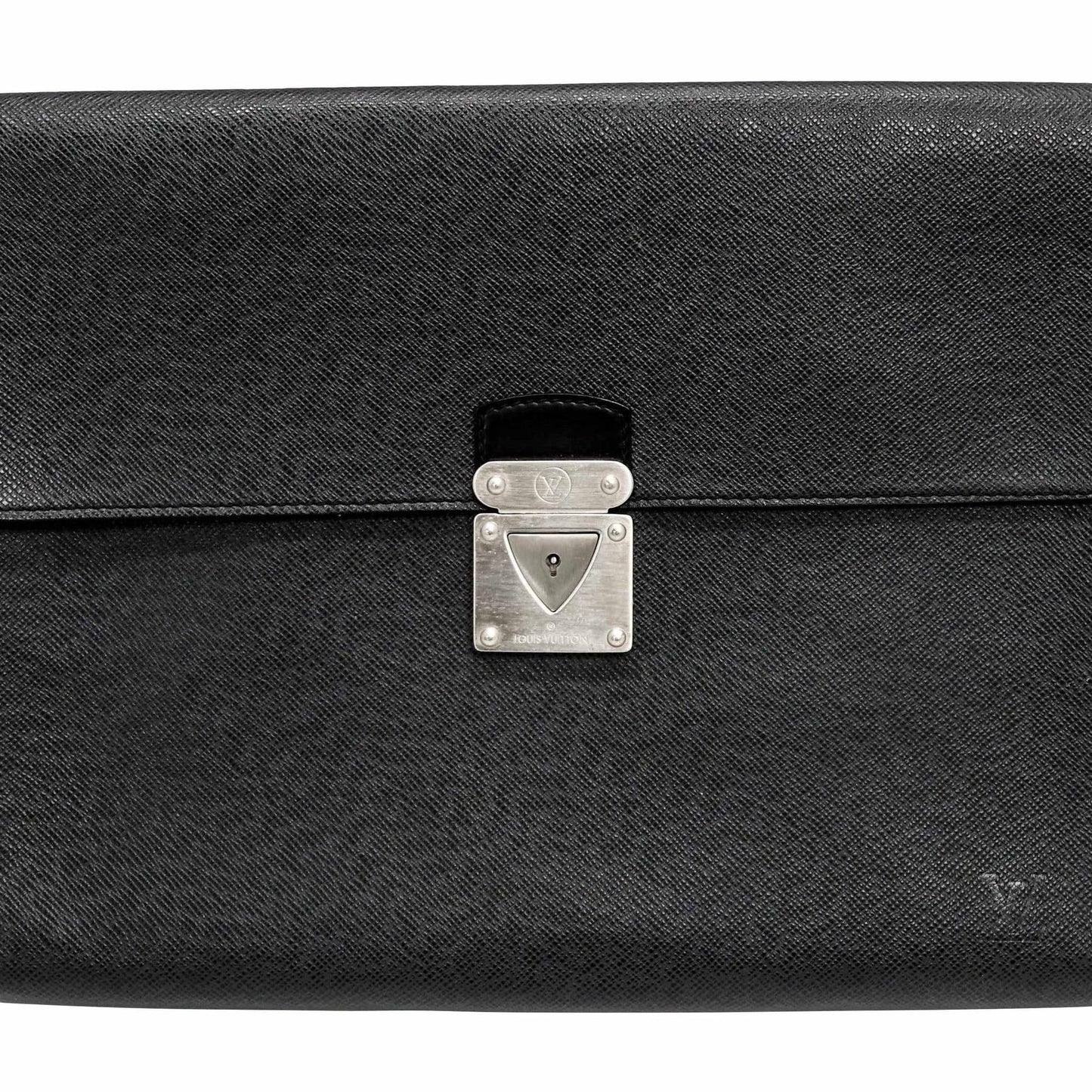 Louis Vuitton Taiga Minuto Portfolio
