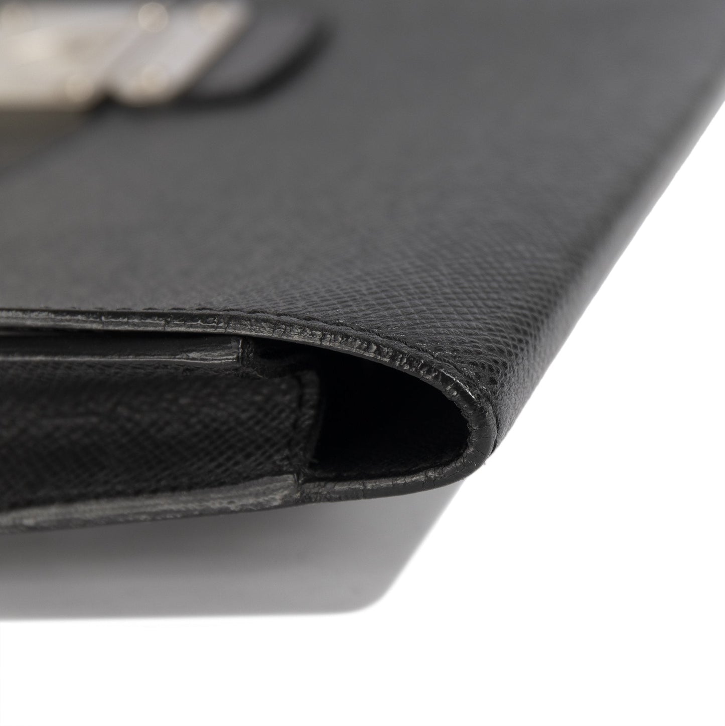 Louis Vuitton Taiga Porte-Documents Minuto