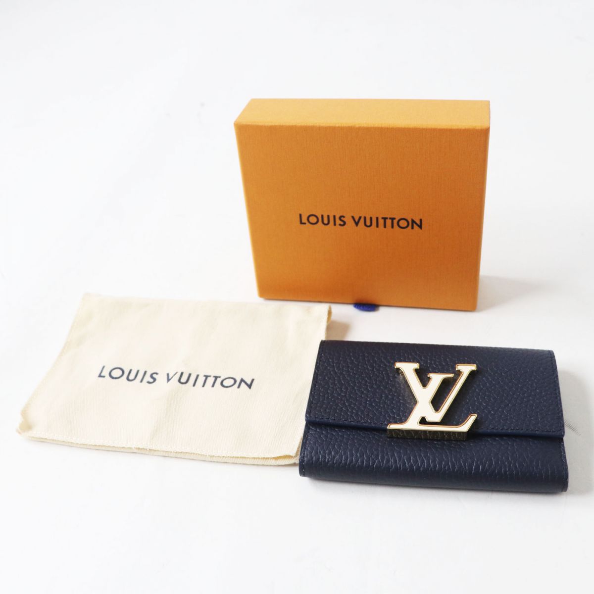 LOUIS VUITTON Tri-fold wallet leather Marine